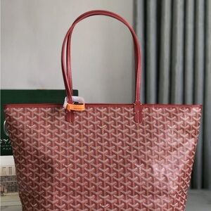 🌹Goyard Red Patterned Tote Bag